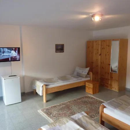 Zimmervermietung Roy Homestay *